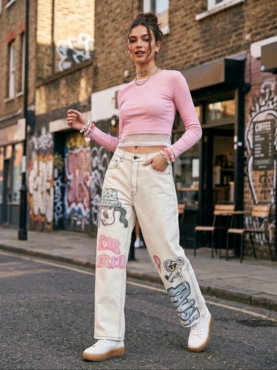 Bershka Denim - NWT Bershka 90s Wide Leg Graffiti Graphic Jeans Cream Ecru Size
46 / US 14